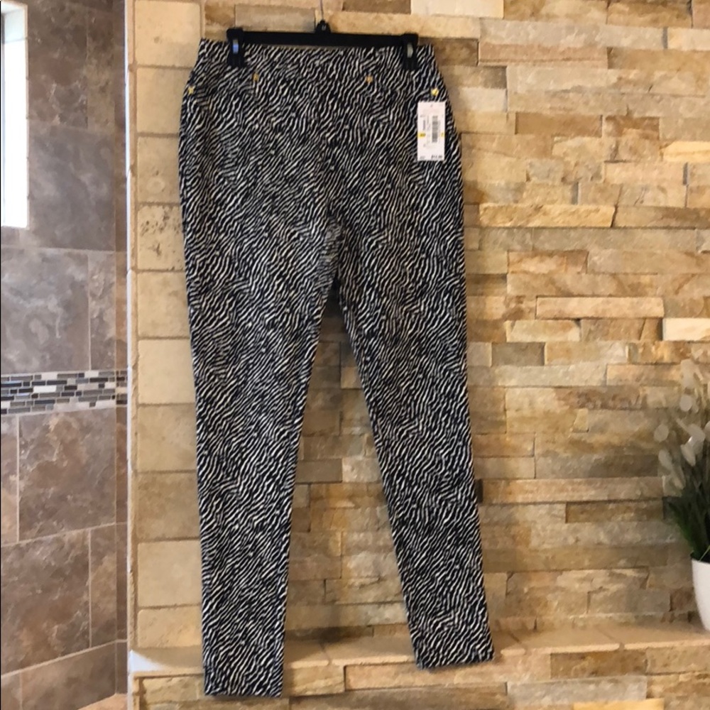 🆕 Michael Kors Pull On Pants
